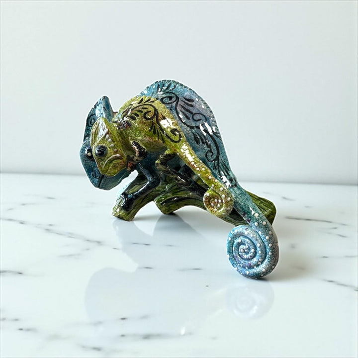 Beautiful Hand Painted Mexican Talavera Chameleon Momma & Baby Wall Decor – Assorted Designs