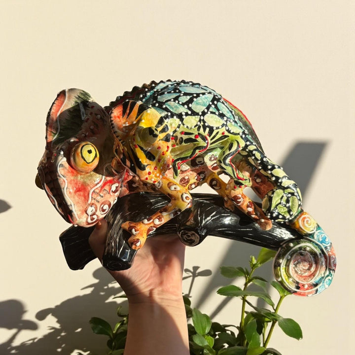 Beautiful Hand Painted Mexican Talavera Chameleon Momma & Baby Wall Decor