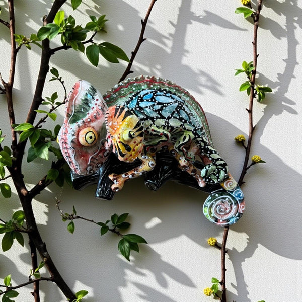 Beautiful Hand Painted Mexican Talavera Chameleon Momma & Baby Wall Decor