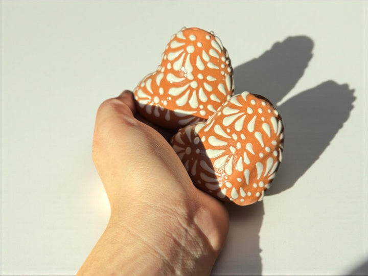 Hand Painted Mexican Talavera Brown and White Heart Salt & Pepper Shaker Set
