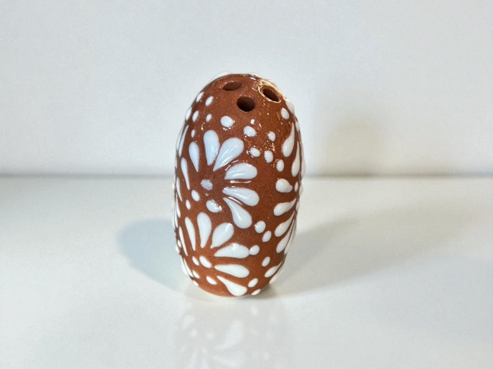 Hand Painted Mexican Talavera Brown and White Heart Salt & Pepper Shaker Set