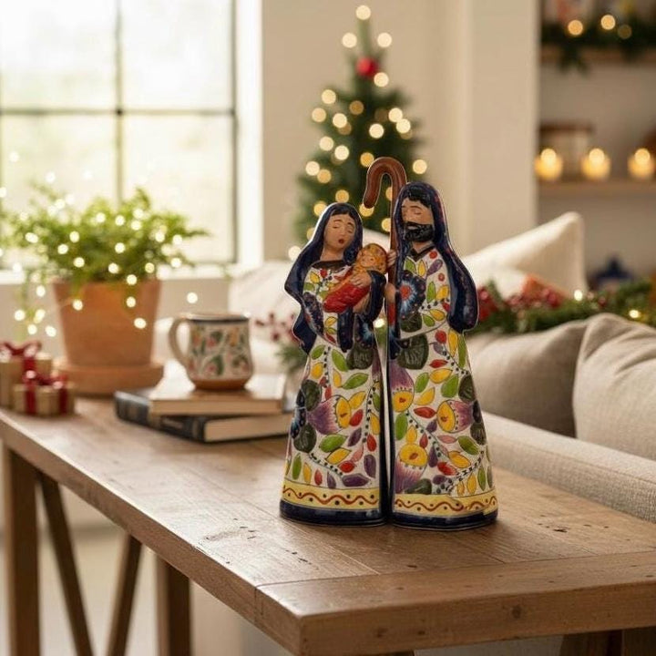 Beautiful Hand Painted Mexican Talavera 2-Piece Nativity Set, Dark Blue & Orange